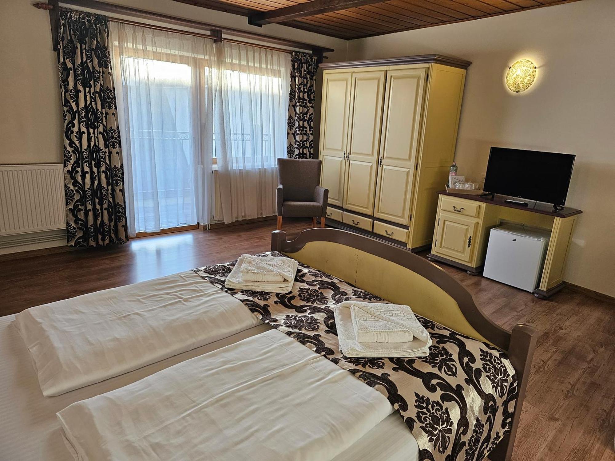 Gasthof Clara Sibiu Ngoại thất bức ảnh