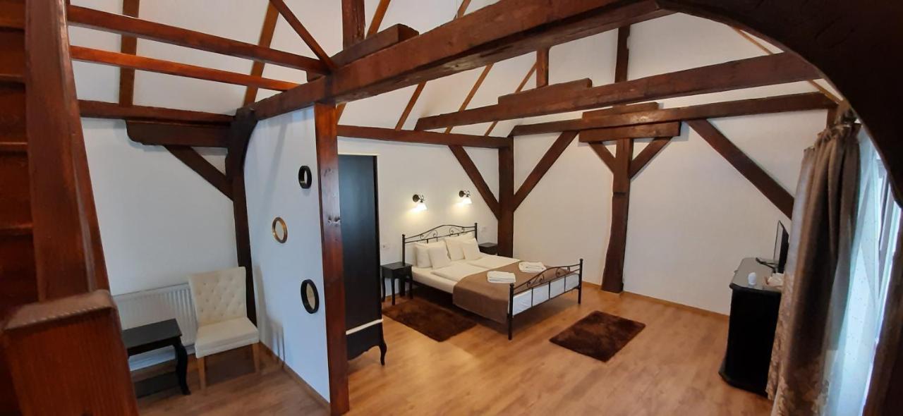 Gasthof Clara Sibiu Ngoại thất bức ảnh