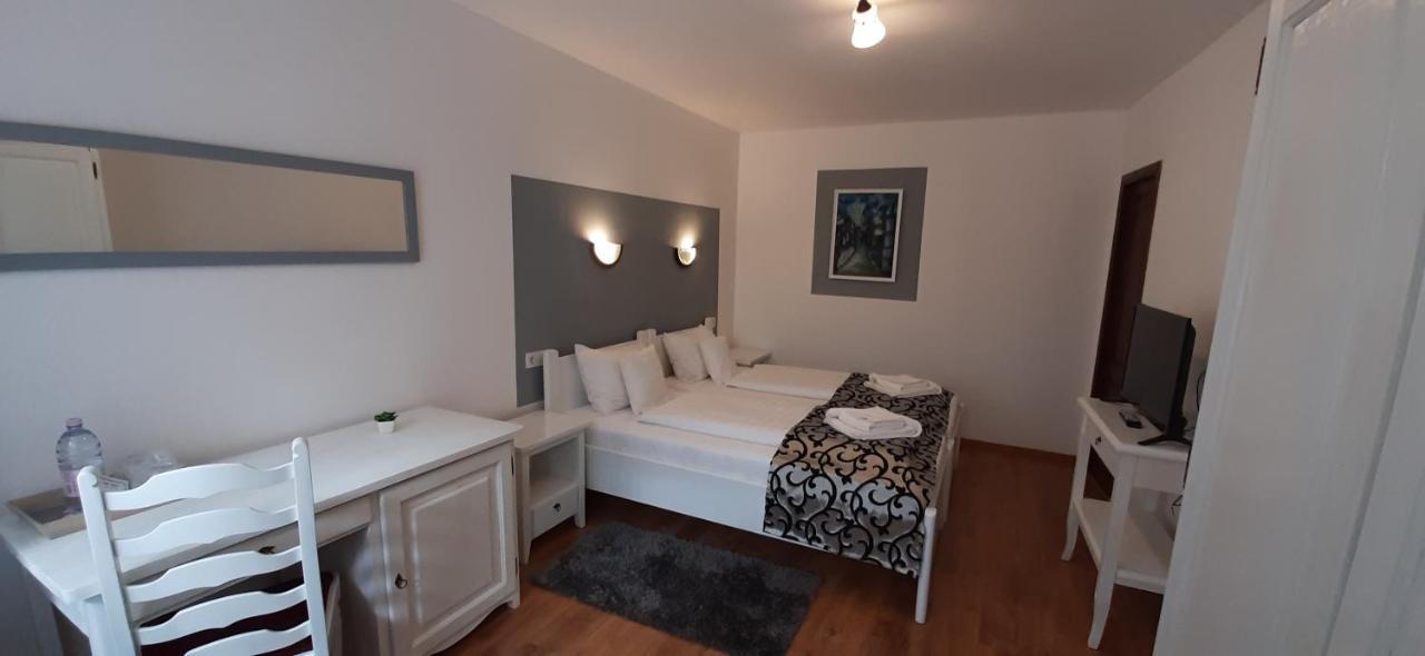 Gasthof Clara Sibiu Phòng bức ảnh